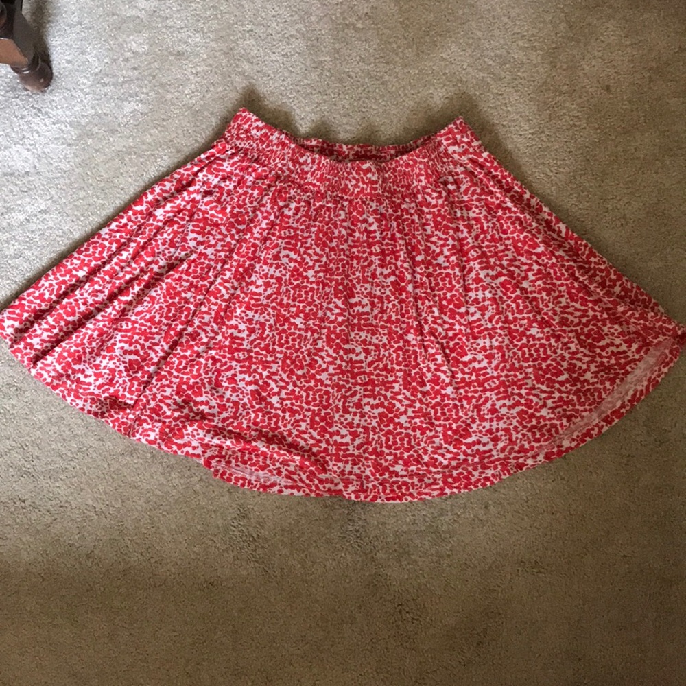 Playful orange/red patterned skirt